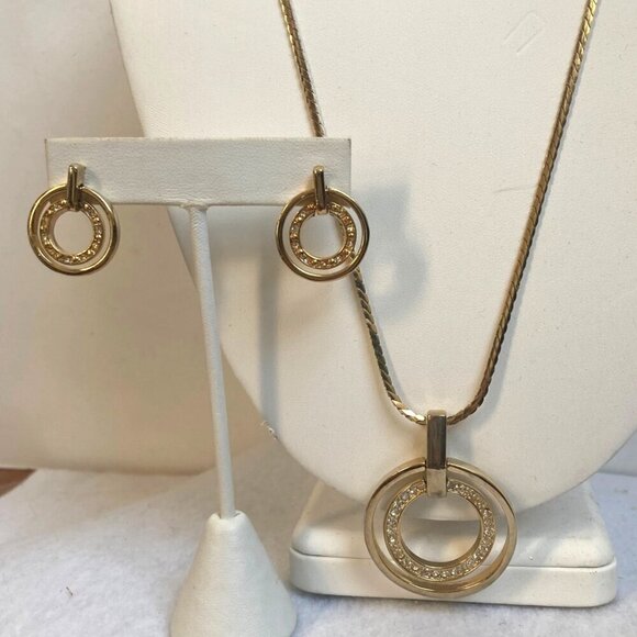 Gold Tone Circle Pendant Necklace Earring Set Rhinestone Inlay 24" S Chain - Picture 2 of 9
